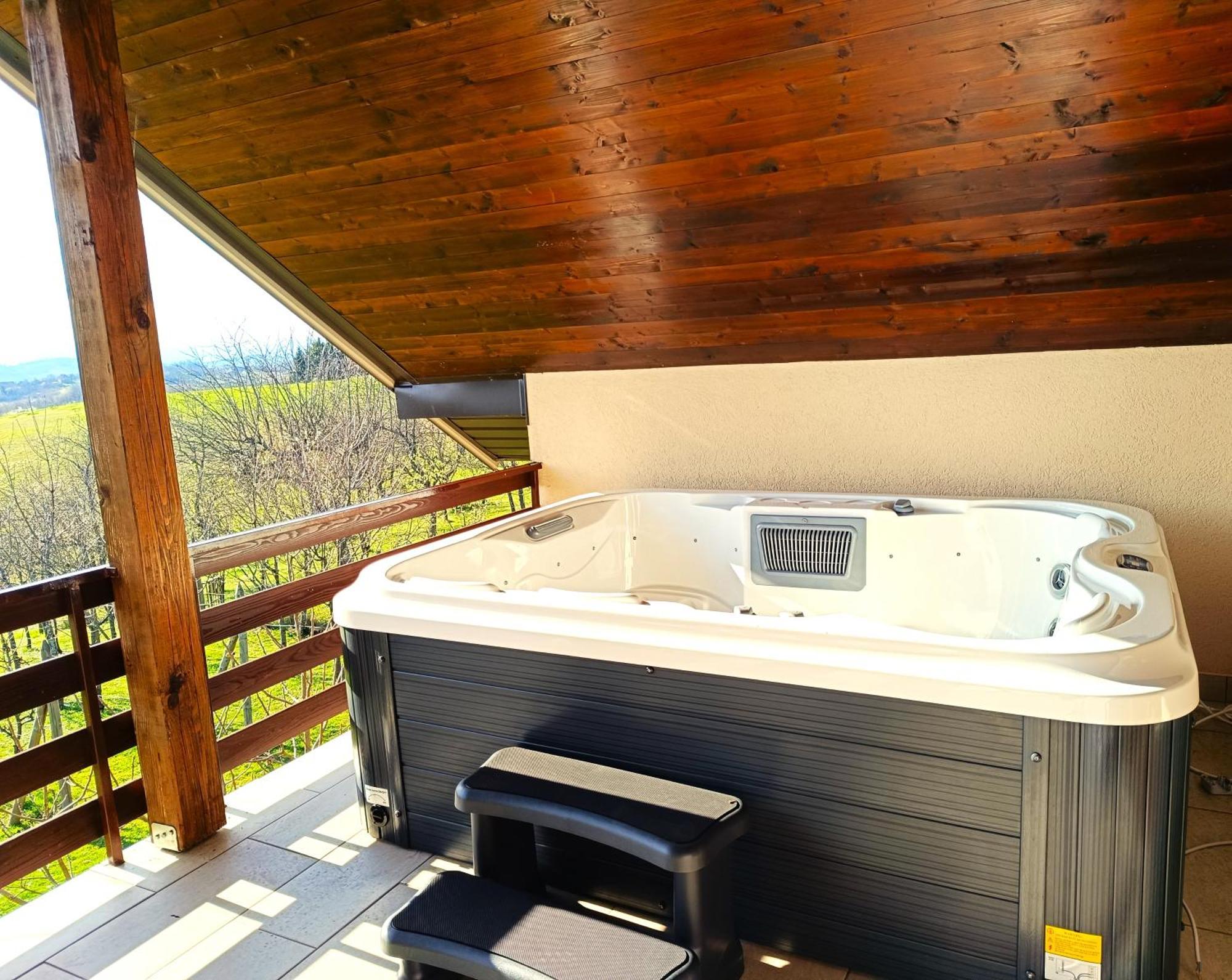Holiday Home Dandelion With Hot Tub & Sauna Cetingrad Bagian luar foto